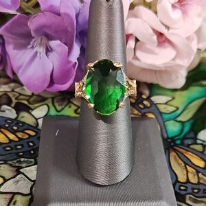 Emeral & Gold Fashion Ring - Size 8